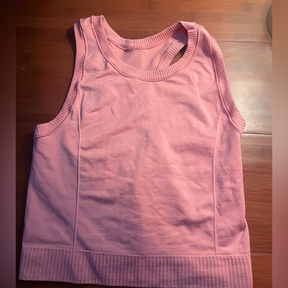 Pink Workout Tanktop - Picture 3 of 3